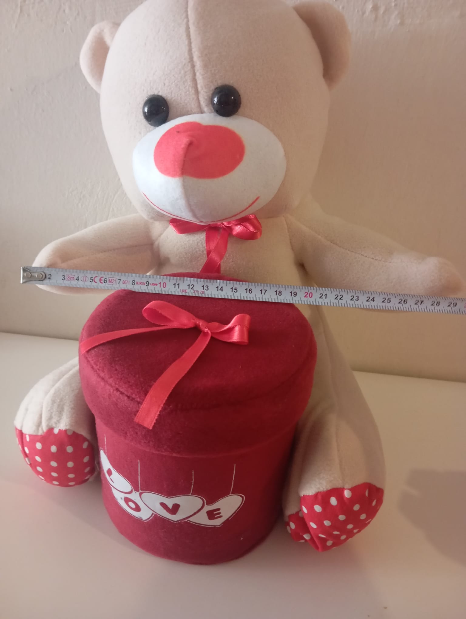 Peluş Ayıcık ve Kalp Kutulu Hediye Seti  Sevgililer Günü, Doğum Günü & Yılbaşı