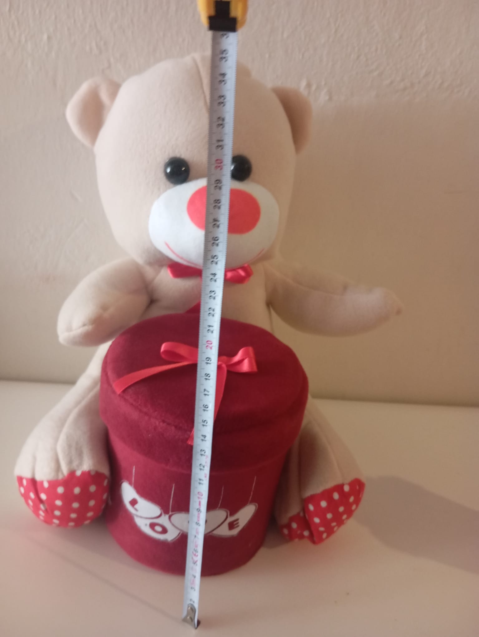 Peluş Ayıcık ve Kalp Kutulu Hediye Seti  Sevgililer Günü, Doğum Günü & Yılbaşı